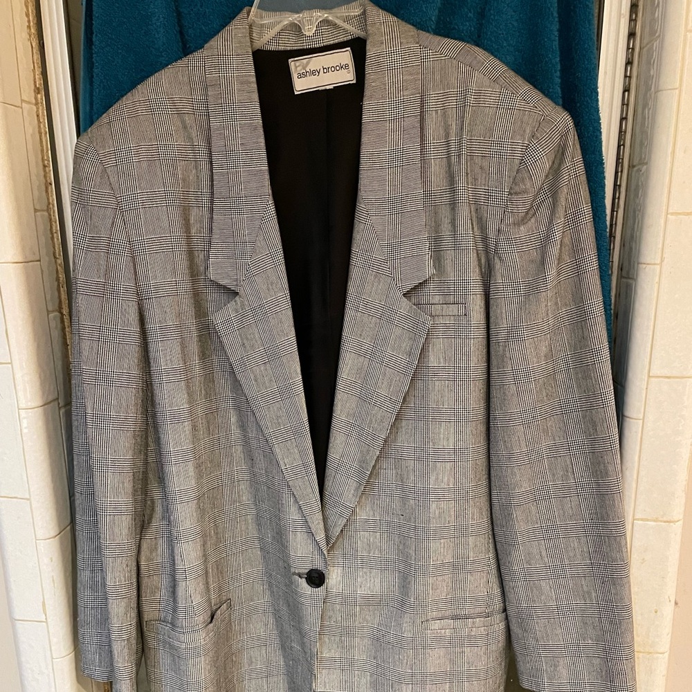 Suit jacket
